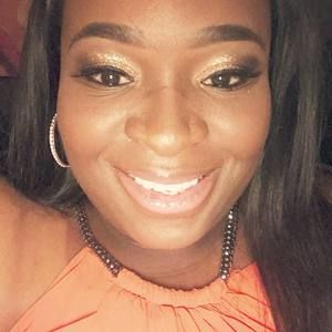 Meet your Posher, Whitney